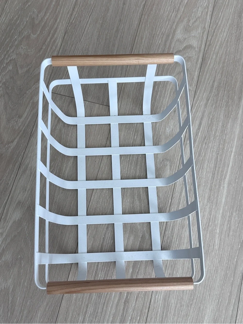 Yamazaki White Metal Basket with Wooden Handles